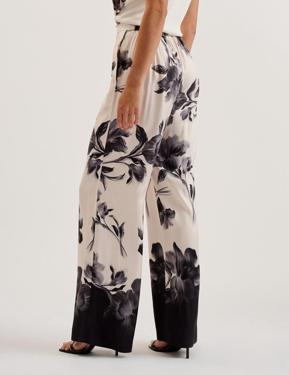 Ted Baker AWYNA - Floral Print Pull-On Wide Leg Hosen Damen Schwarz | FBDCY-5408