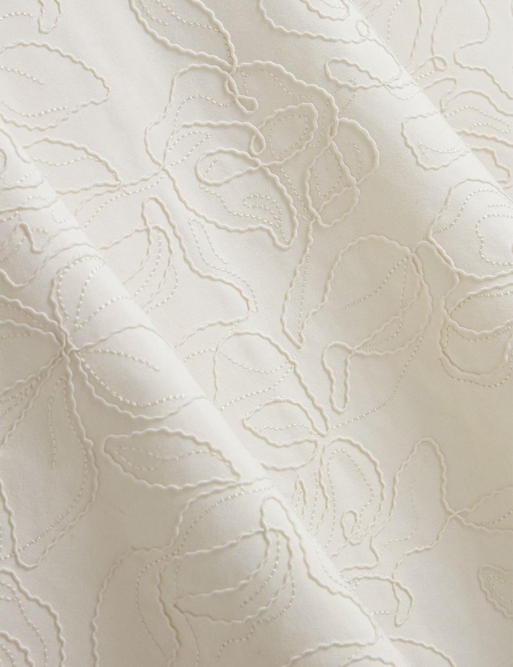 Ted Baker CLODAA - Embroidered Short Sleeve Skater Minikleid Damen Ivory | ZJCKR-8506