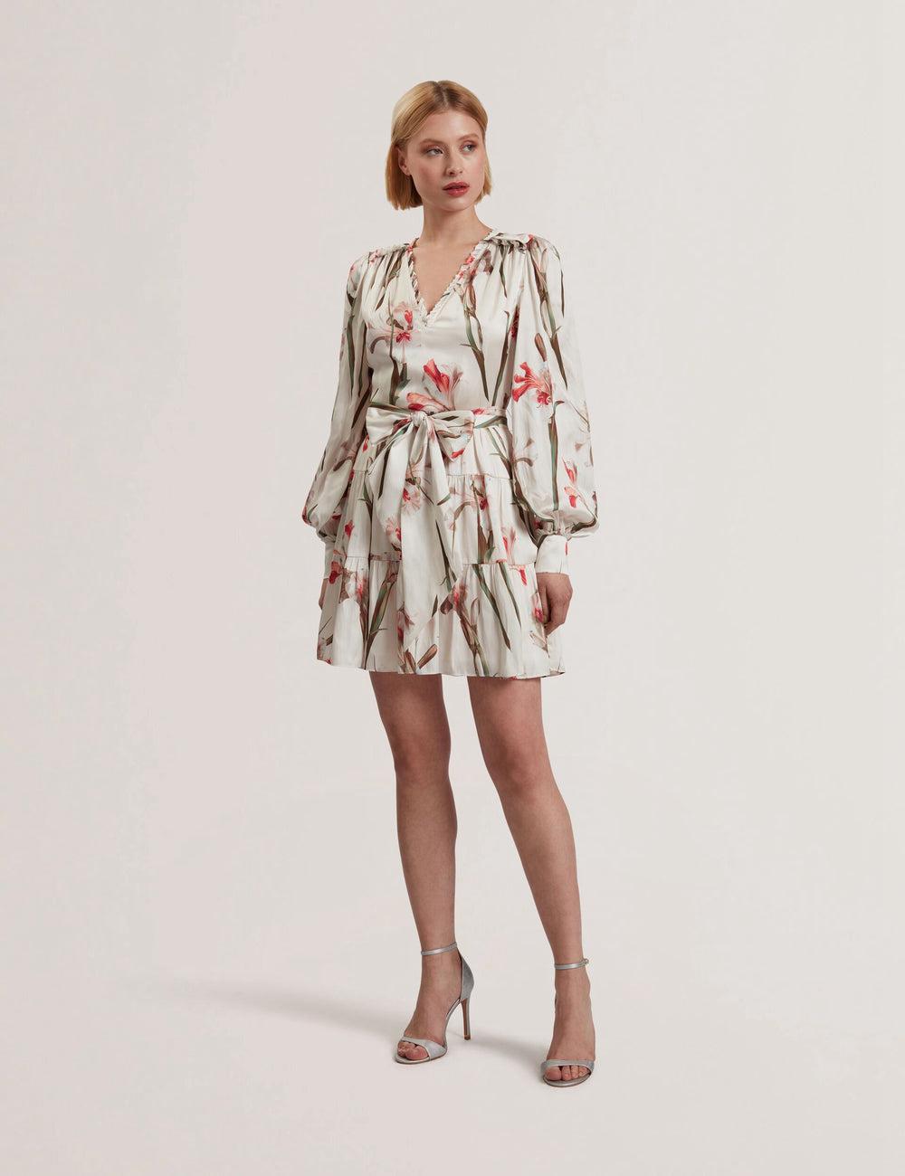 Ted Baker CUIABA - Floral V-Neck Waist Minikleid Damen Ivory | TVIXF-9042