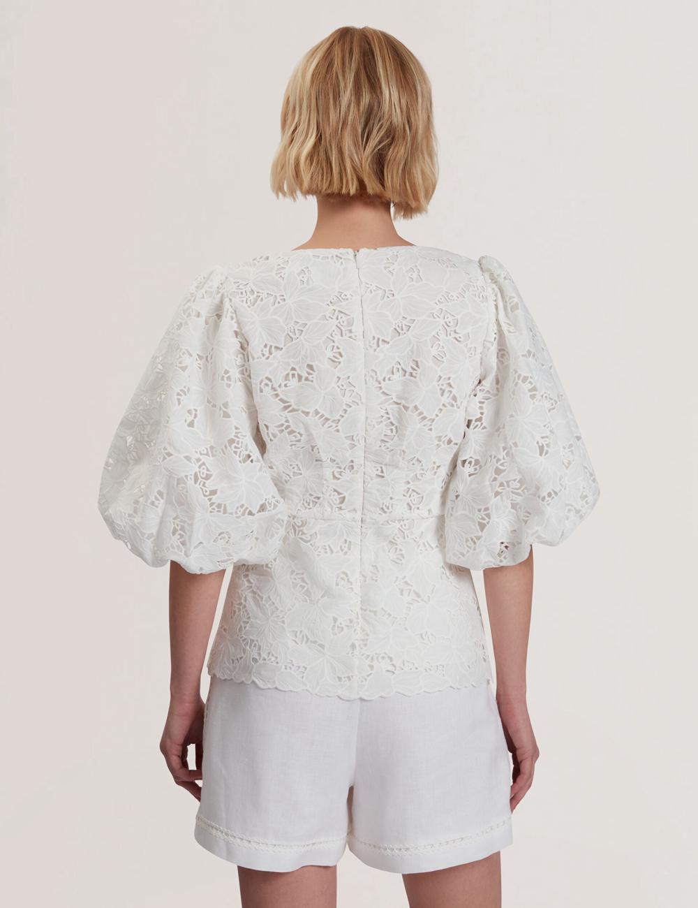 Ted Baker ELLARI - Lace Puff Sleeve V-Neck Peplum Oberteile Damen Weiß | WZMJQ-1289