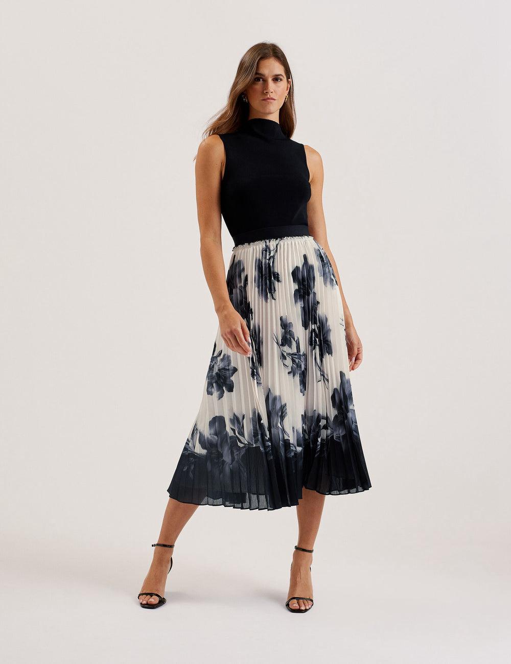 Ted Baker EMISTA - Monochrome Print Pleated Röcke Damen Ivory | OEGAN-5794