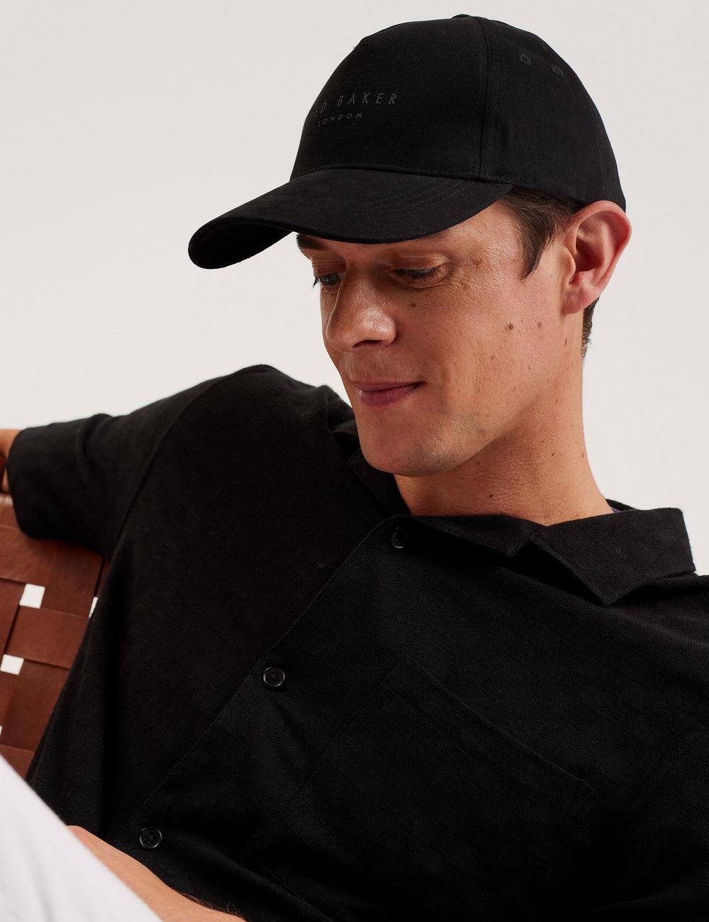 Ted Baker FREDDS – Branded Baseball Kappe Herren Schwarz | CWNDU-3802