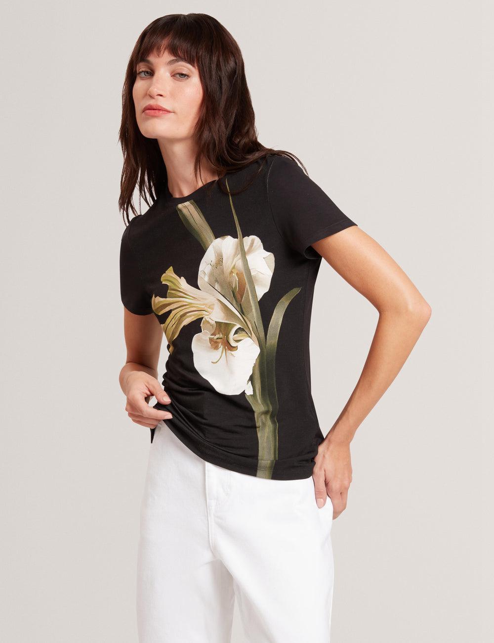 Ted Baker GORGAA - Floral Graphic Fitted Short Sleeve T-shirts Damen Schwarz | DJFSM-6140