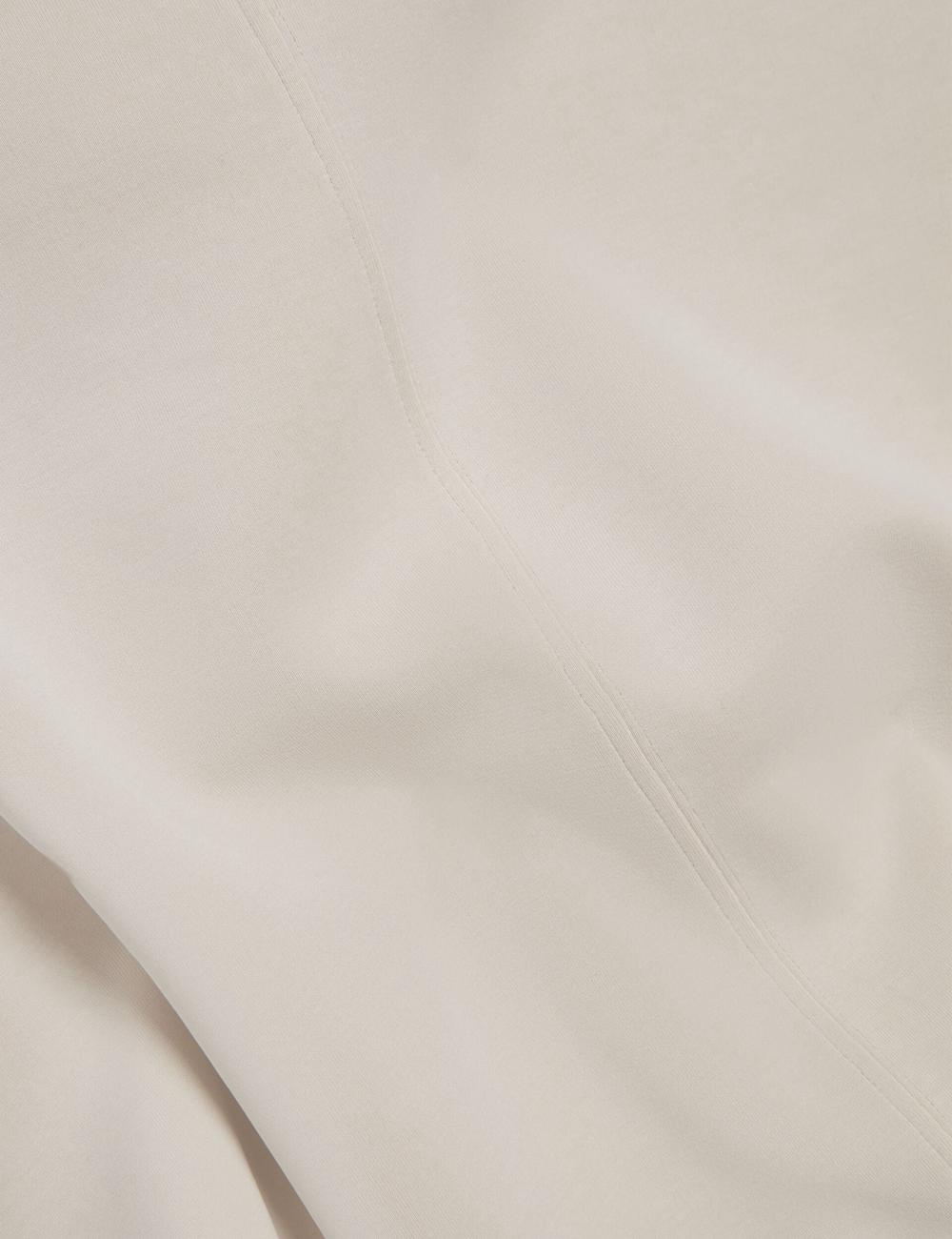 Ted Baker HALIYY - Funnel Neck Boxy Short Sleeve Sweatshirts Damen Ivory | ZSFAN-4850