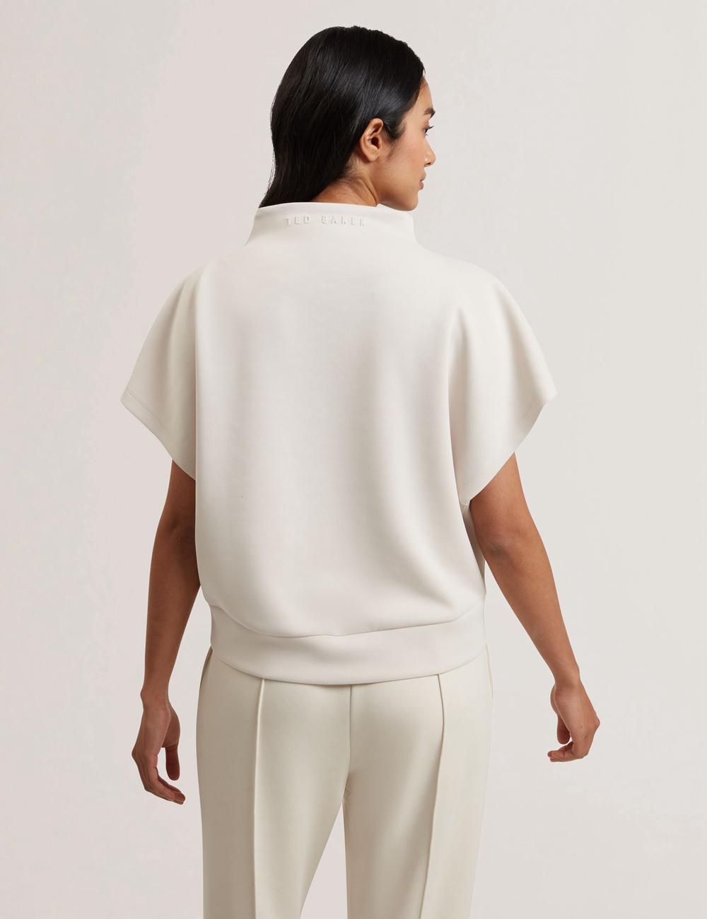 Ted Baker HALIYY - Funnel Neck Boxy Short Sleeve Sweatshirts Damen Ivory | ZSFAN-4850