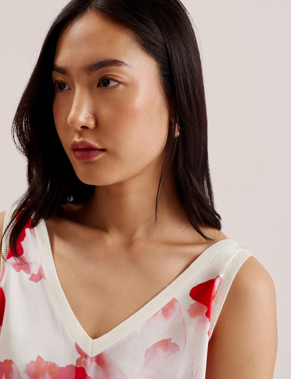 Ted Baker HEIDIII - Printed Panel V-Neck Knitted Vest Oberteile Damen Ivory | FRXHP-3480