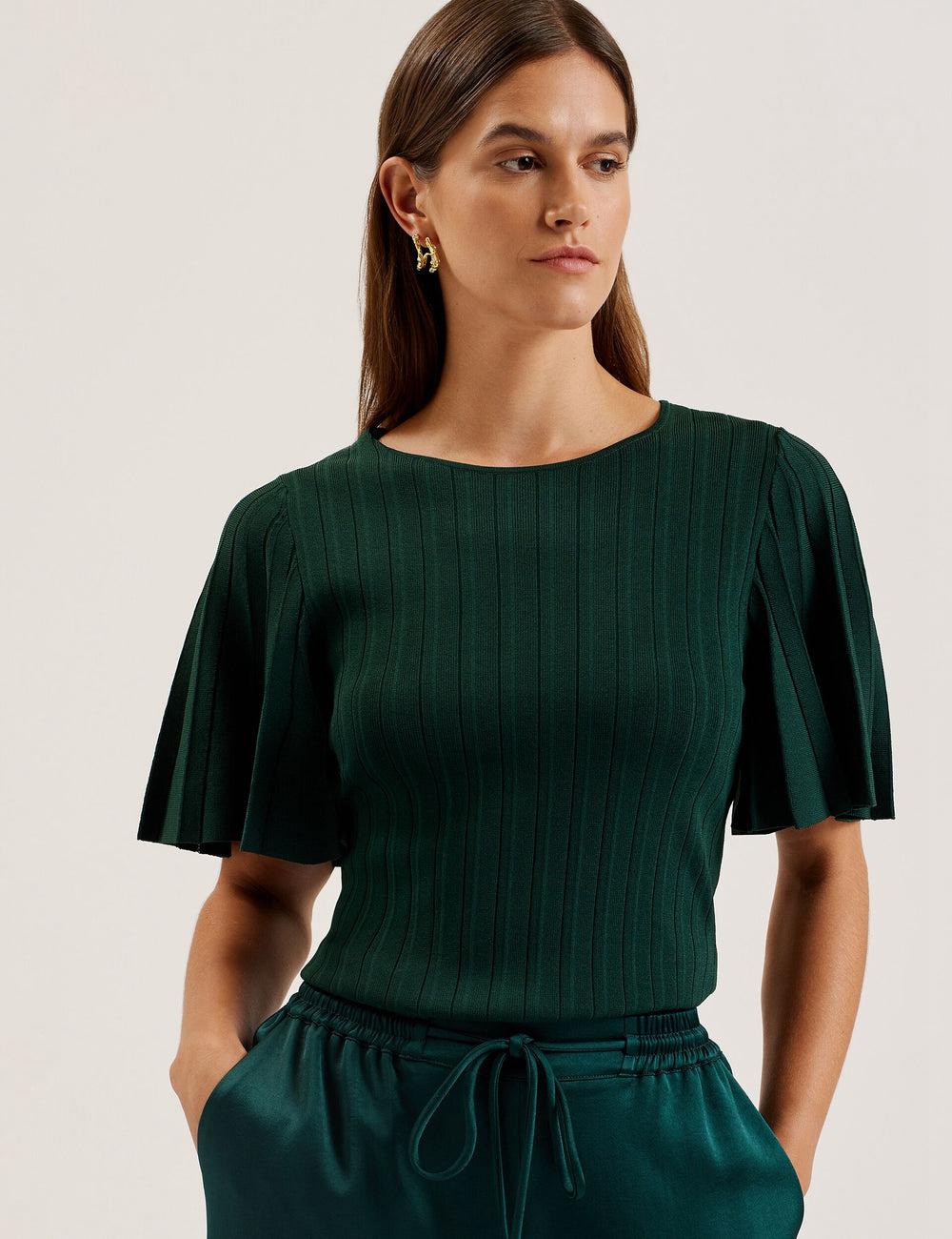 Ted Baker IIVANNA - Ribbed Knit Top With Fluted Short Sleeves Pullover Damen Grün | UNWTX-1283