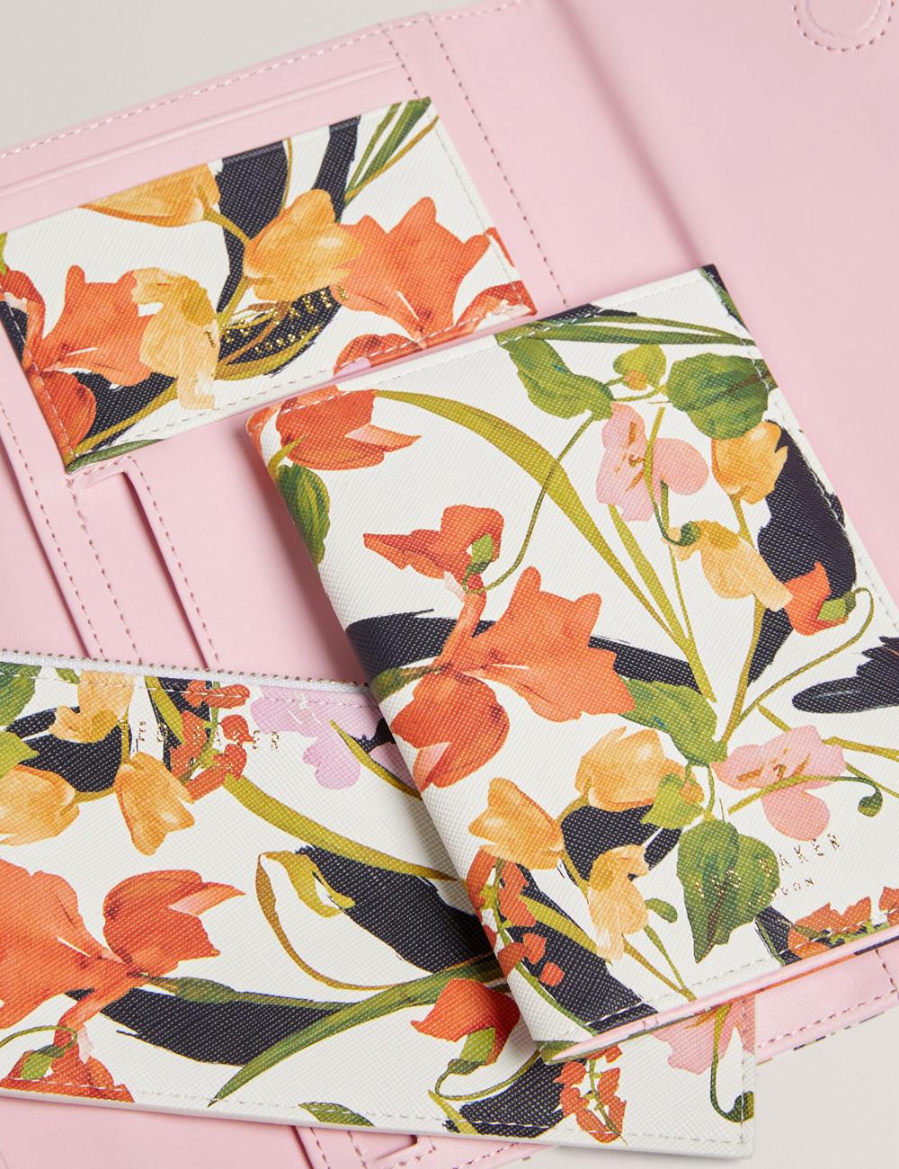 Ted Baker JACIIIE - Floral Print Faux Leather Travel Geldbörse Damen Weiß | YMRXO-2560