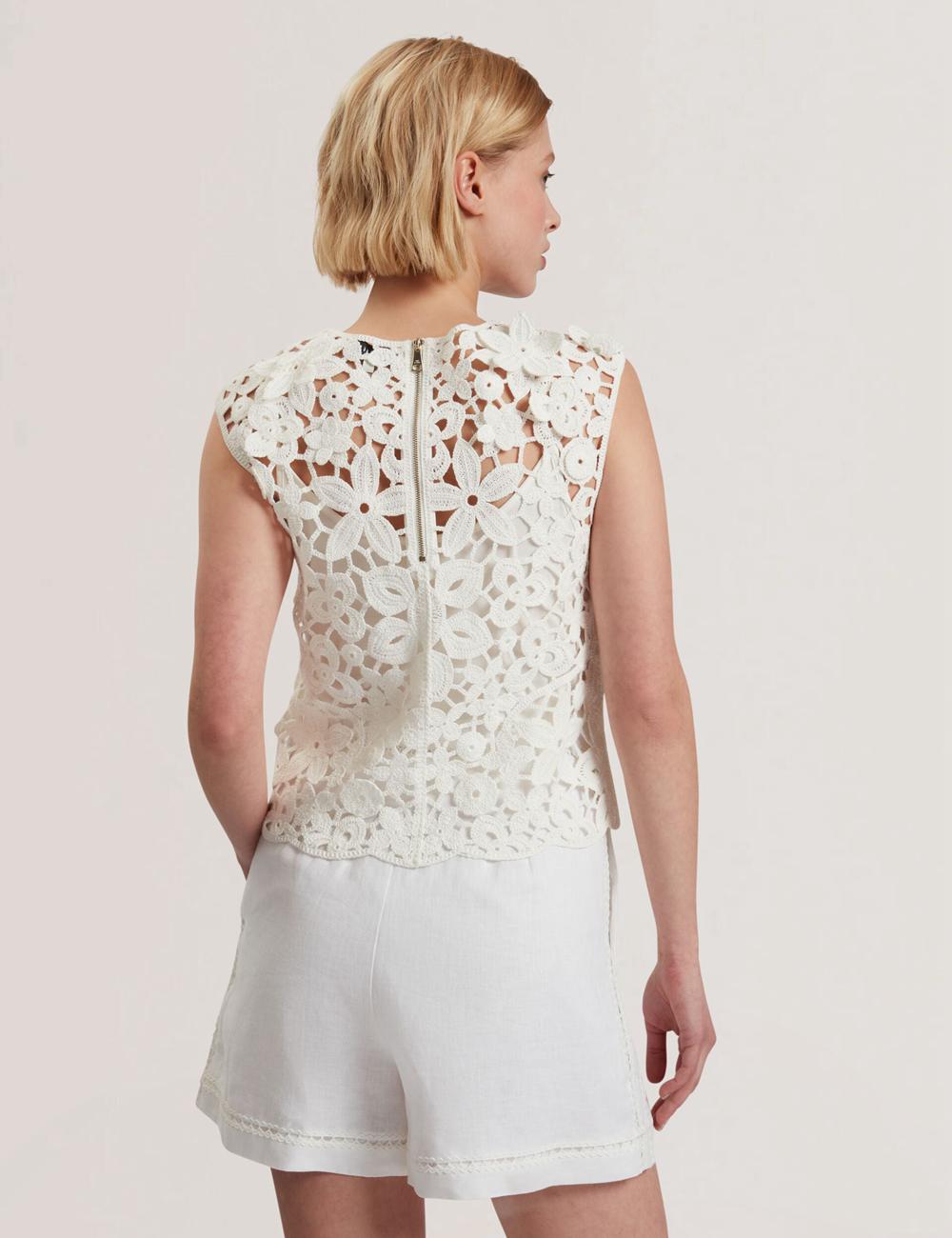 Ted Baker JOYYRA - Floral Crochet Knit Sleeveless Oberteile Damen Weiß | WRZYV-5304