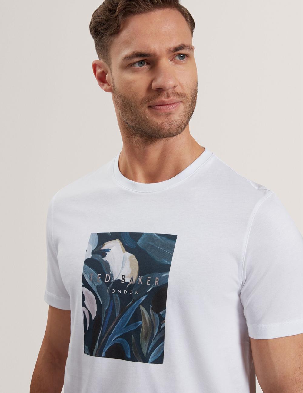 Ted Baker JUSTINO - Branded Box Print Graphic Cotton T-shirts Herren Weiß | MEOAJ-7549