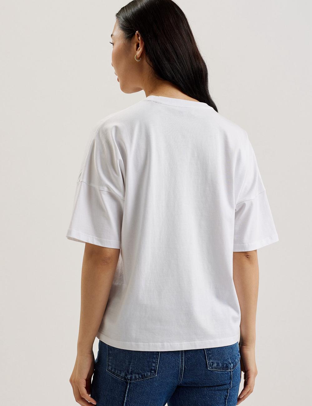 Ted Baker MALORRY - Embroidered Logo Boxy Cotton T-shirts Damen Weiß | AMLNK-2718