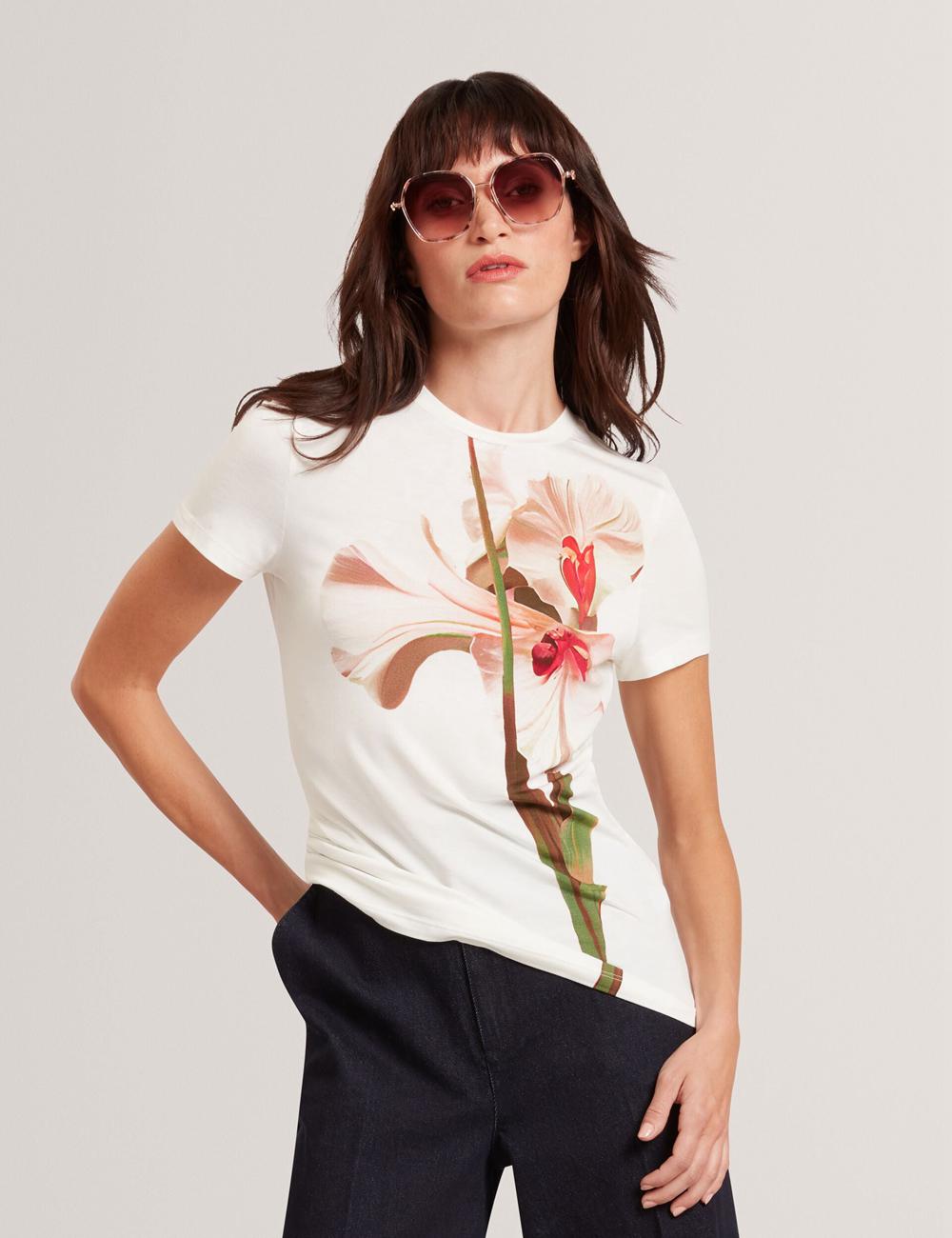 Ted Baker MEELIEE - Floral Graphic Fitted Crew Neck T-shirts Damen Rosa | CEBHU-4632