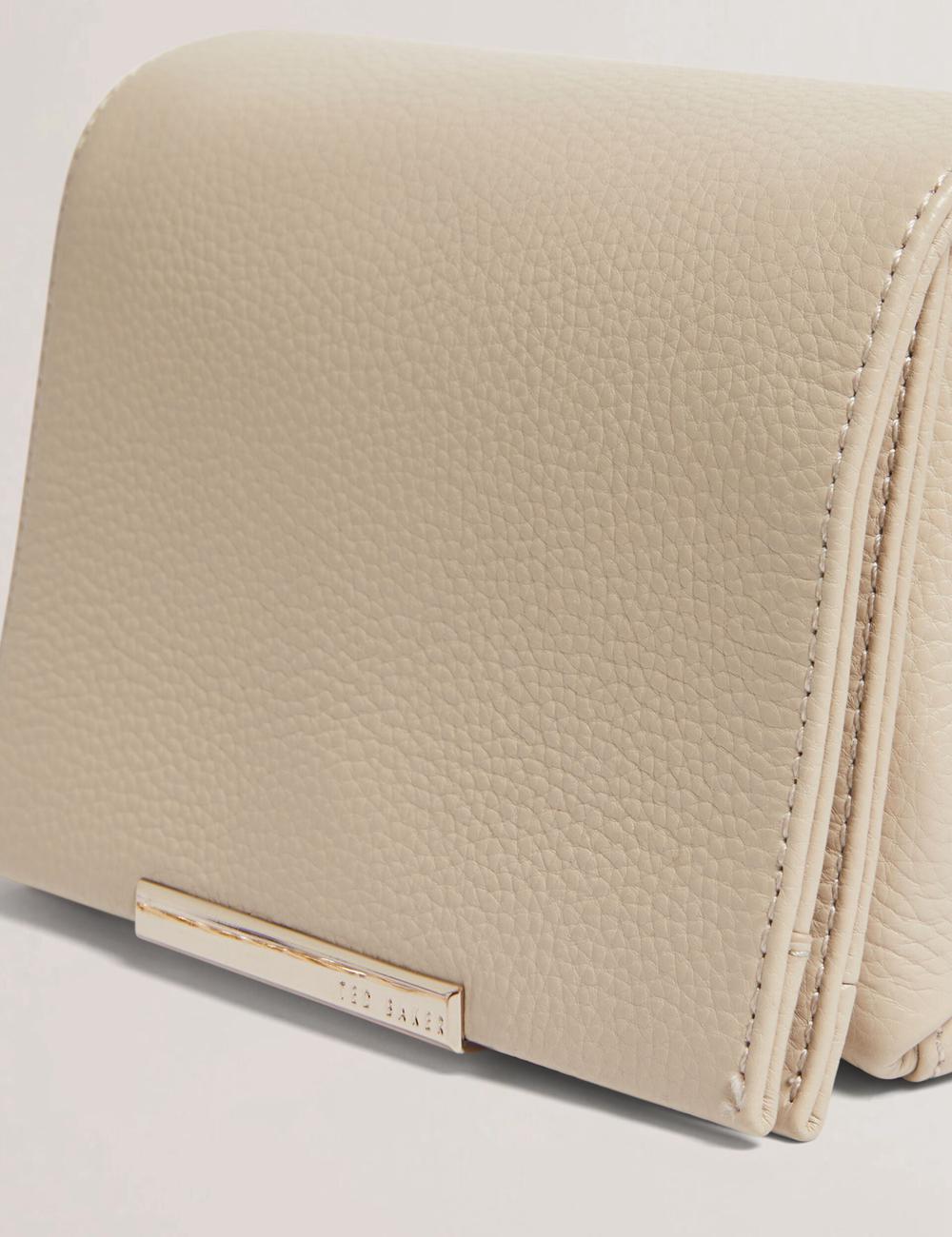 Ted Baker ROUSEN - Bar Detail Fold Over Leather Umhängetasche Damen Ecru | GQBPJ-6138