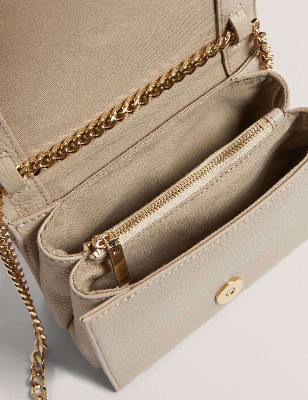 Ted Baker ROUSEN - Bar Detail Fold Over Leather Umhängetasche Damen Ecru | GQBPJ-6138